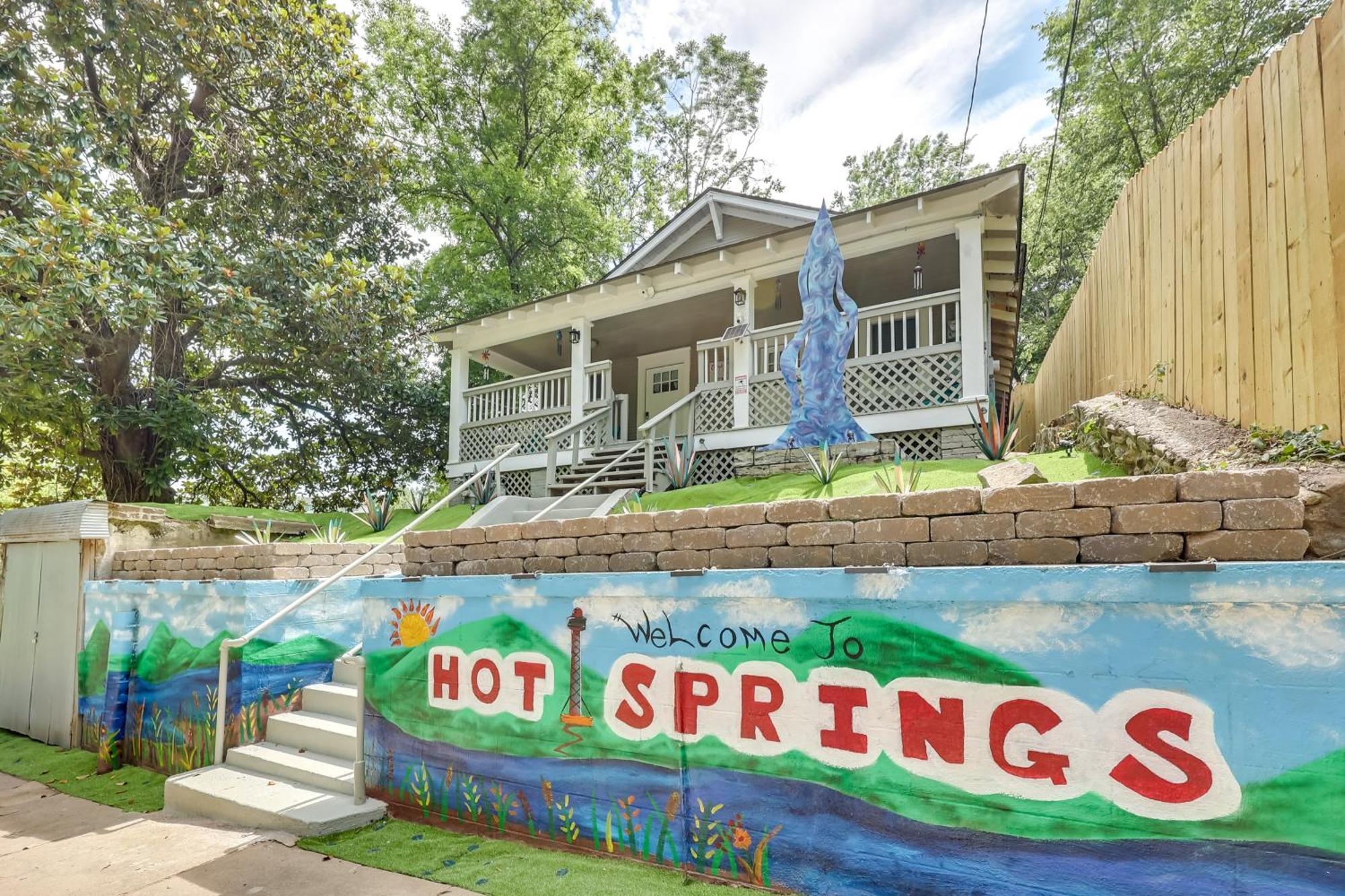 Hot Springs Home With Yard, Walk To Bathhouse Row! Buitenkant foto